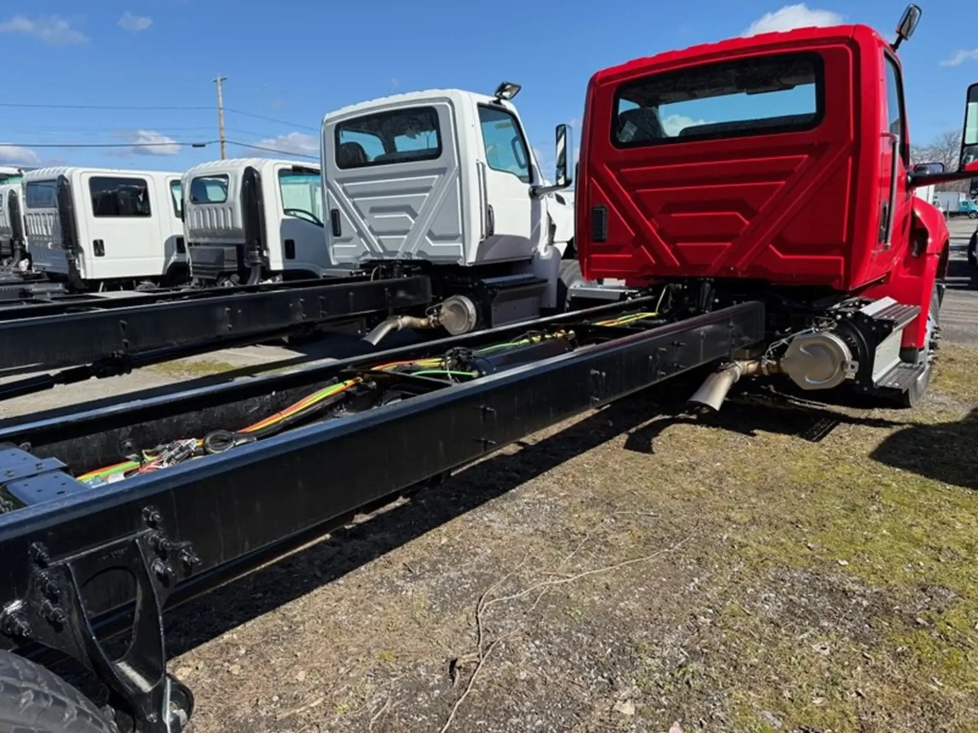 2025 International MV - image 4