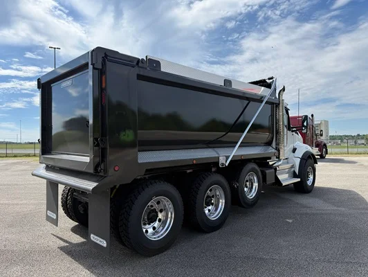 2027 Kenworth T880 in Jackson, TN — photo 11