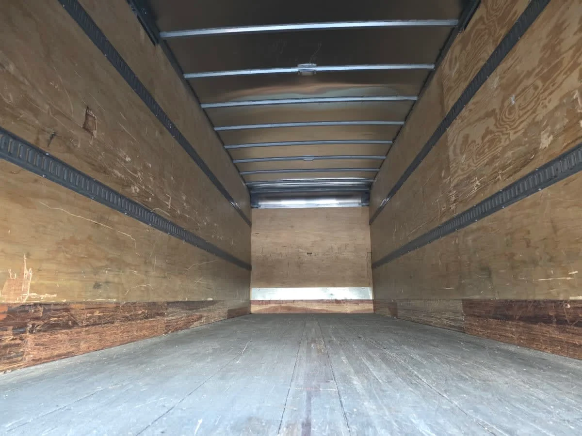 2019 Freightliner M2 106 in Allentown, PA — photo 8