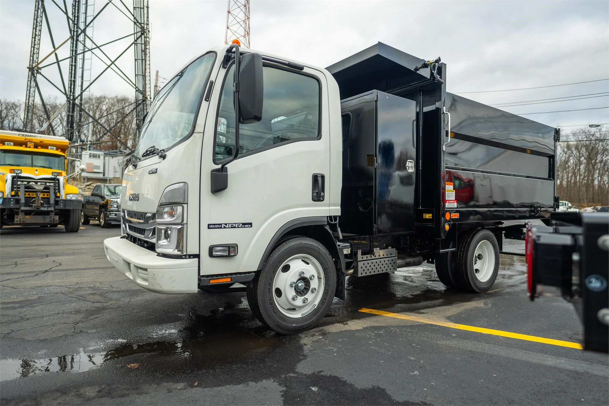 2024 Isuzu NPR in Worcester, MA — photo 2