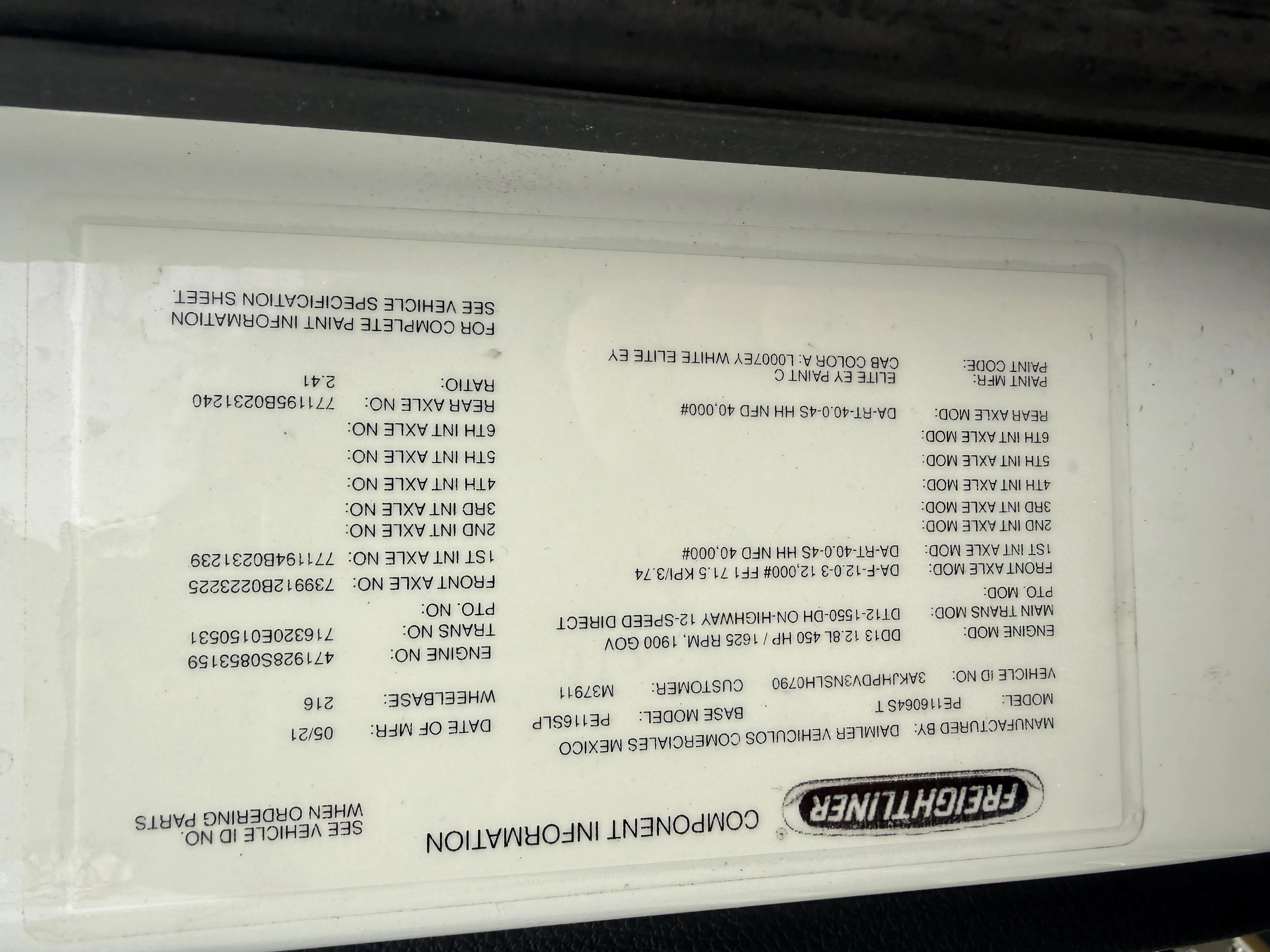 2022 Freightliner Cascadia - image 15