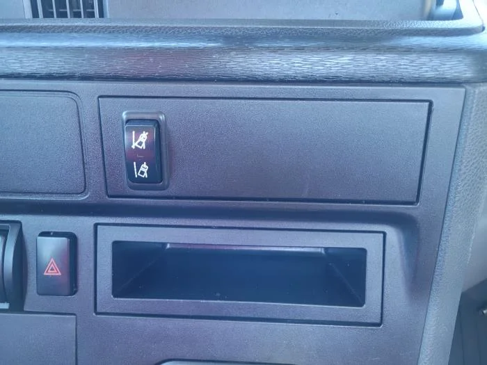 2023 International LT — photo 17