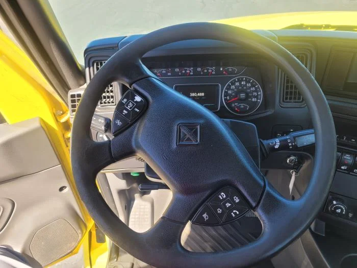 2023 International LT — photo 11