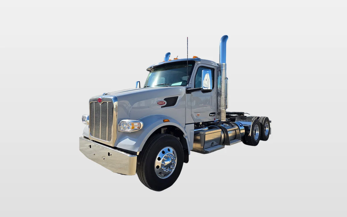 2026 PETERBILT 567 - image 1