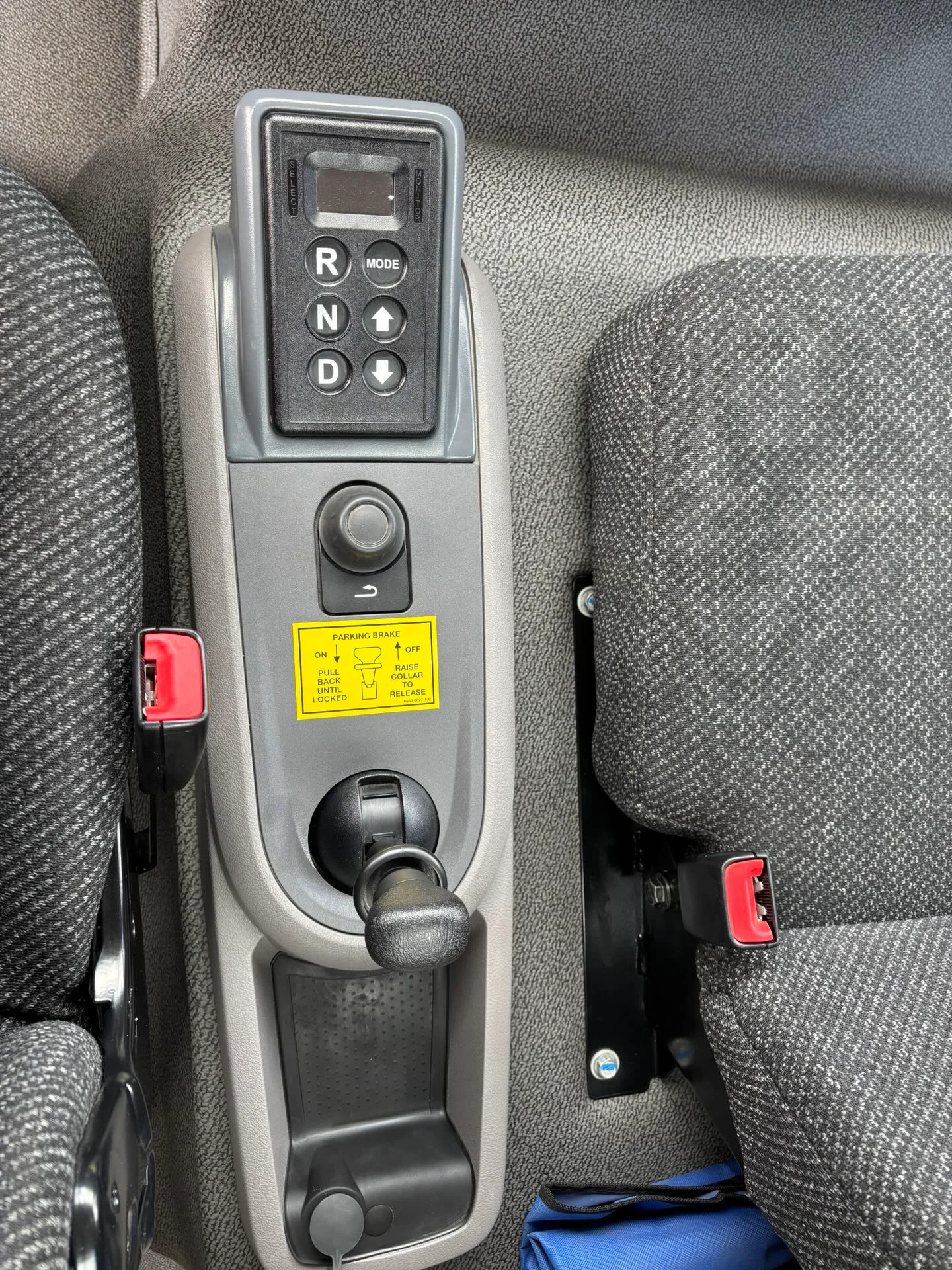 2026 Peterbilt 220EV - image 7