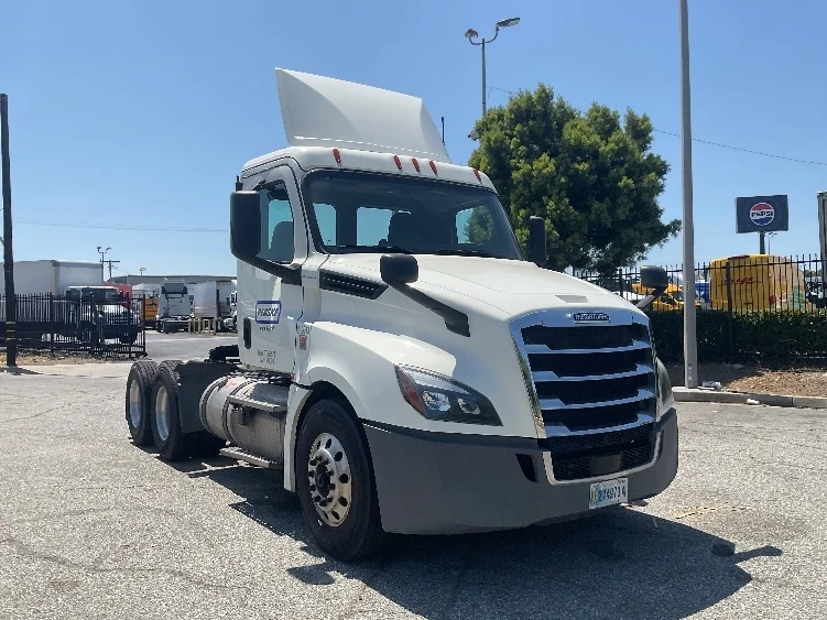 2019 Freightliner Cascadia in Torrance, CA