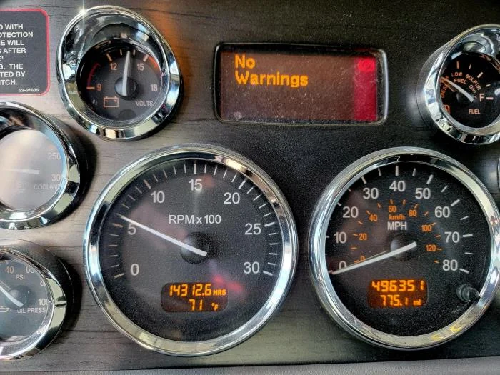 2021 Peterbilt 389 - image 24