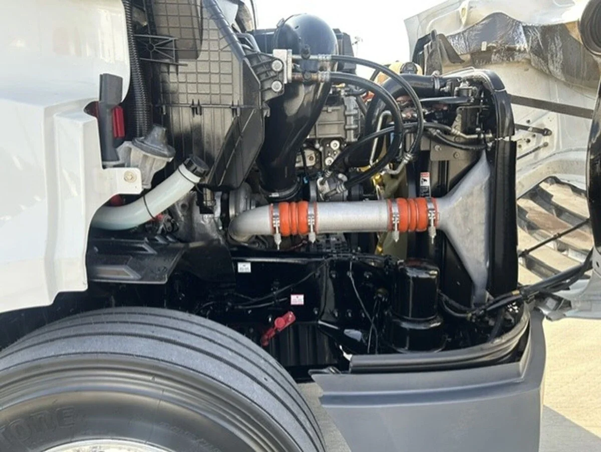 2022 Freightliner Cascadia — photo 12