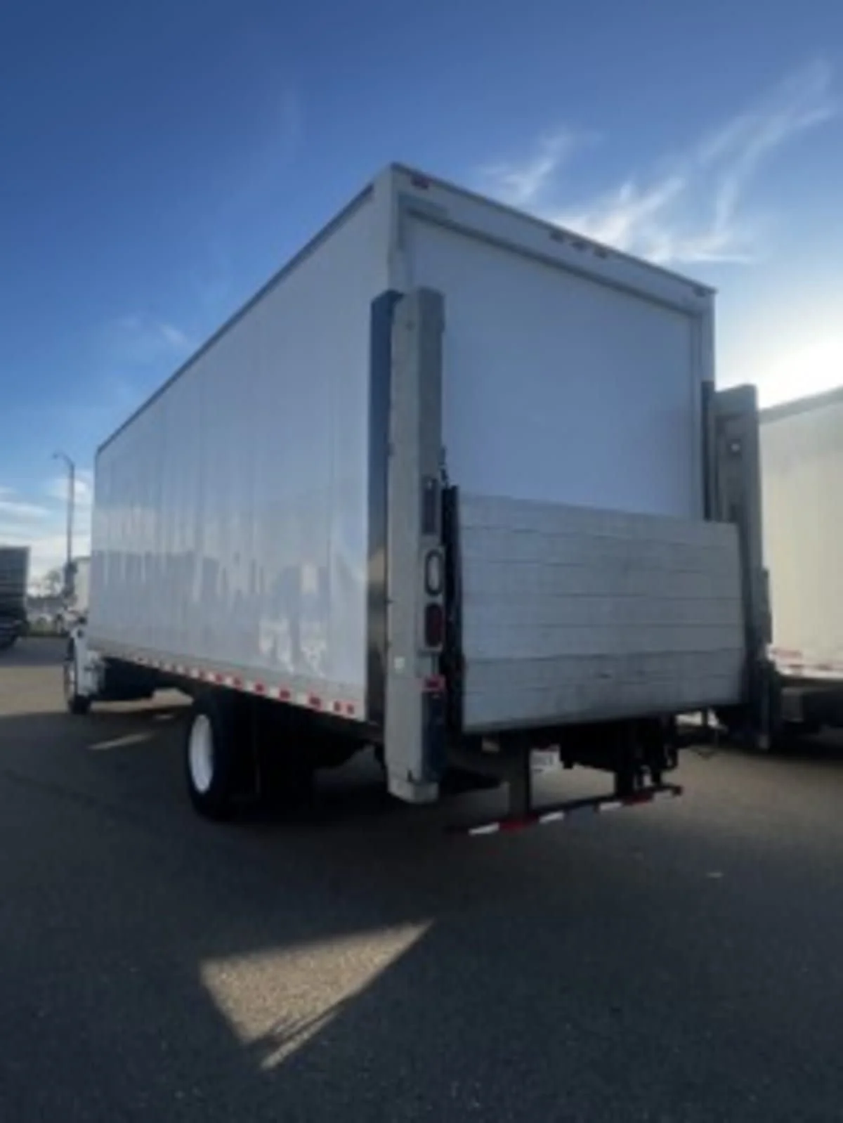 2019 Freightliner M2 106 in West Sacramento, CA — photo 6