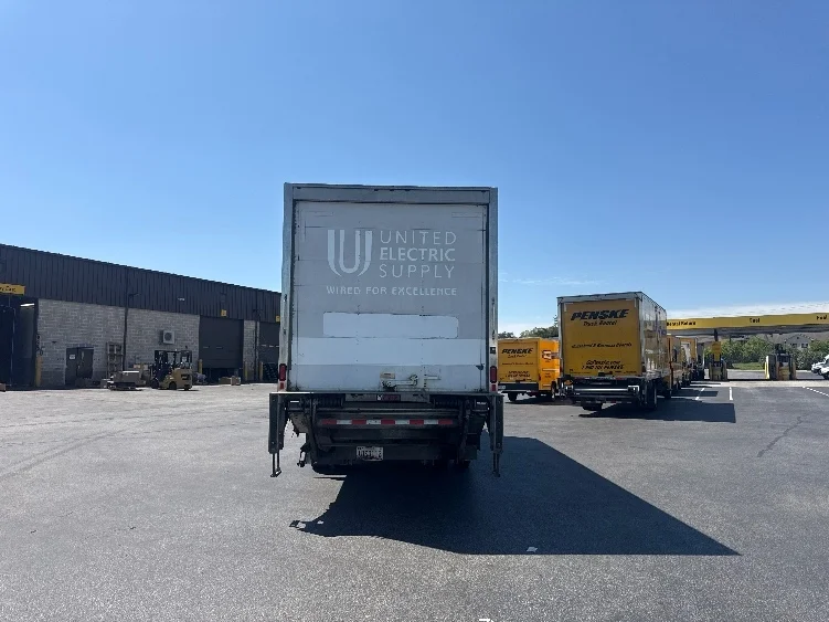 2020 Freightliner M2 106 in Jessup, MD — photo 7