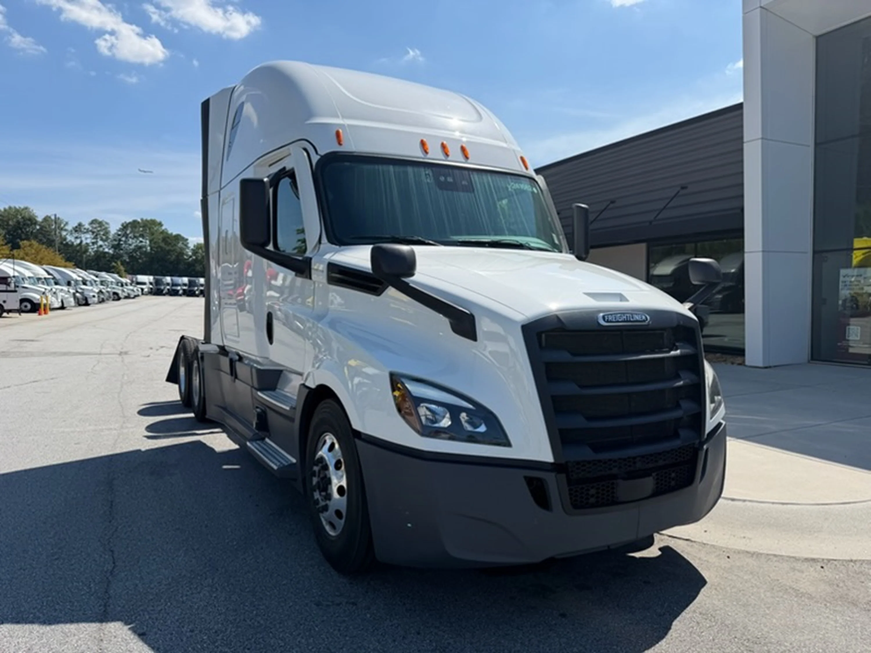 2024 Freightliner Cascadia