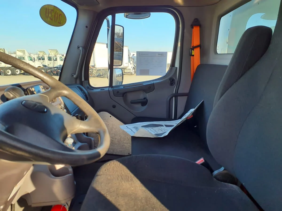 2020 Freightliner M2 106 in Clarksville, IN — photo 7