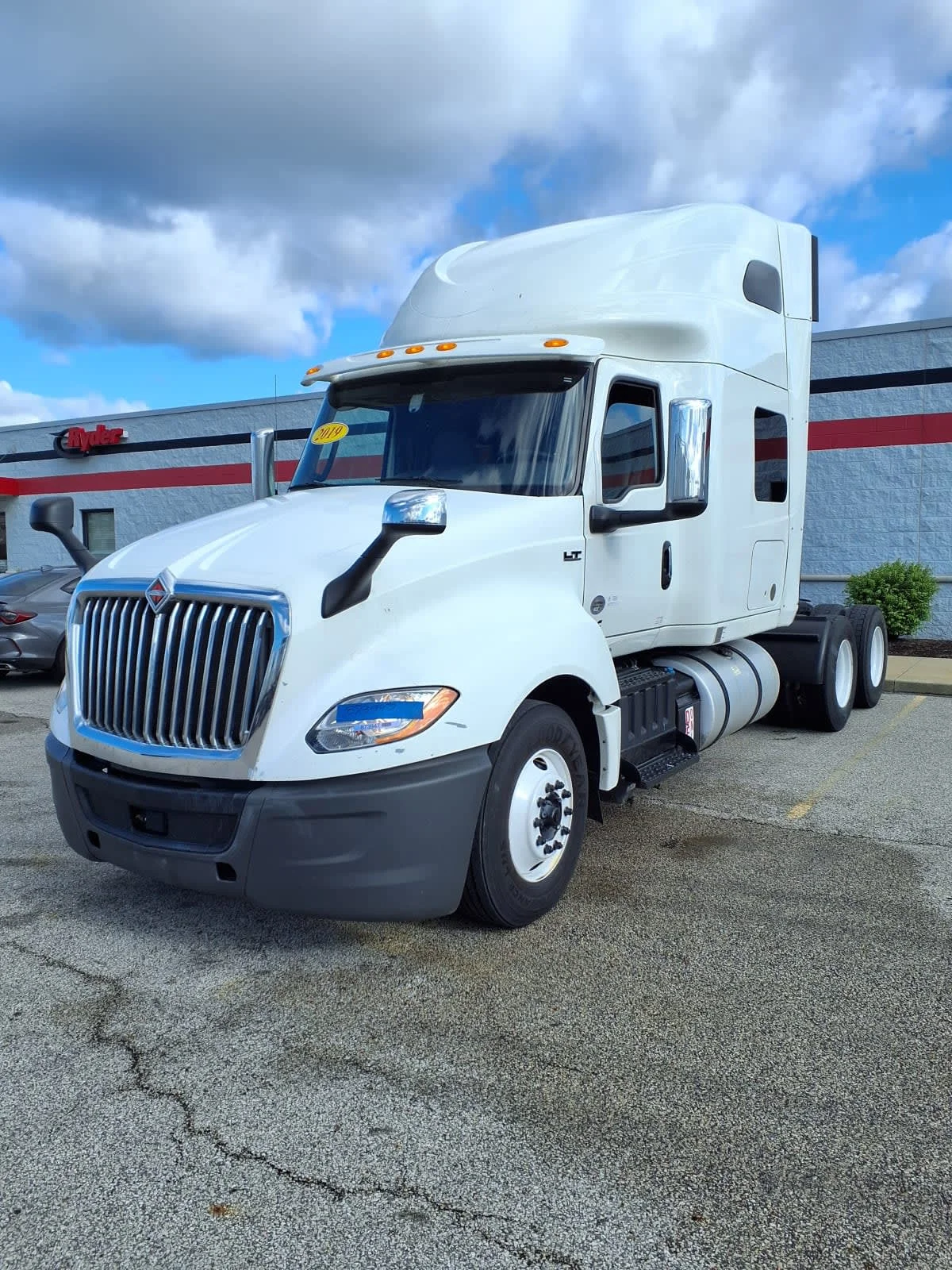 2019 International LT in Cleveland, OH