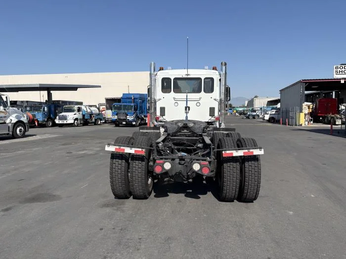 2027 Peterbilt 567 in Los Angeles, CA — photo 7