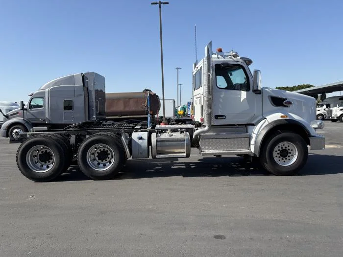 2027 Peterbilt 567 in Los Angeles, CA — photo 5