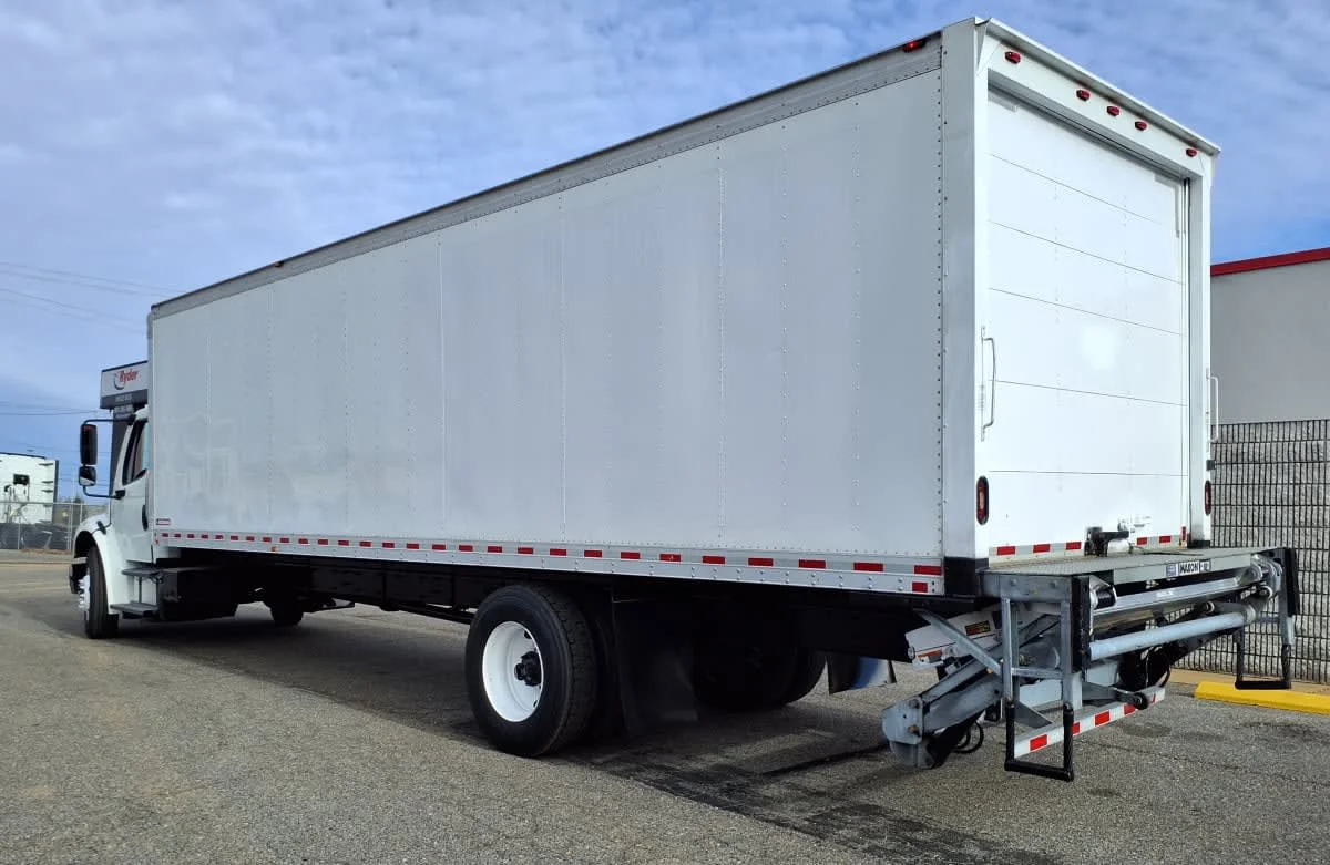 2019 Freightliner M2 106 in Memphis, TN — photo 6