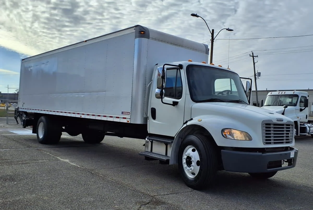 2019 Freightliner M2 106 in Memphis, TN — photo 3