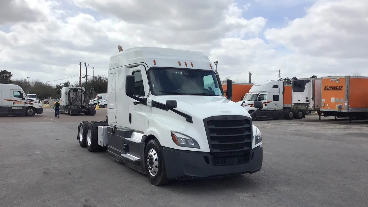2022 Freightliner Cascadia in Houston, TX