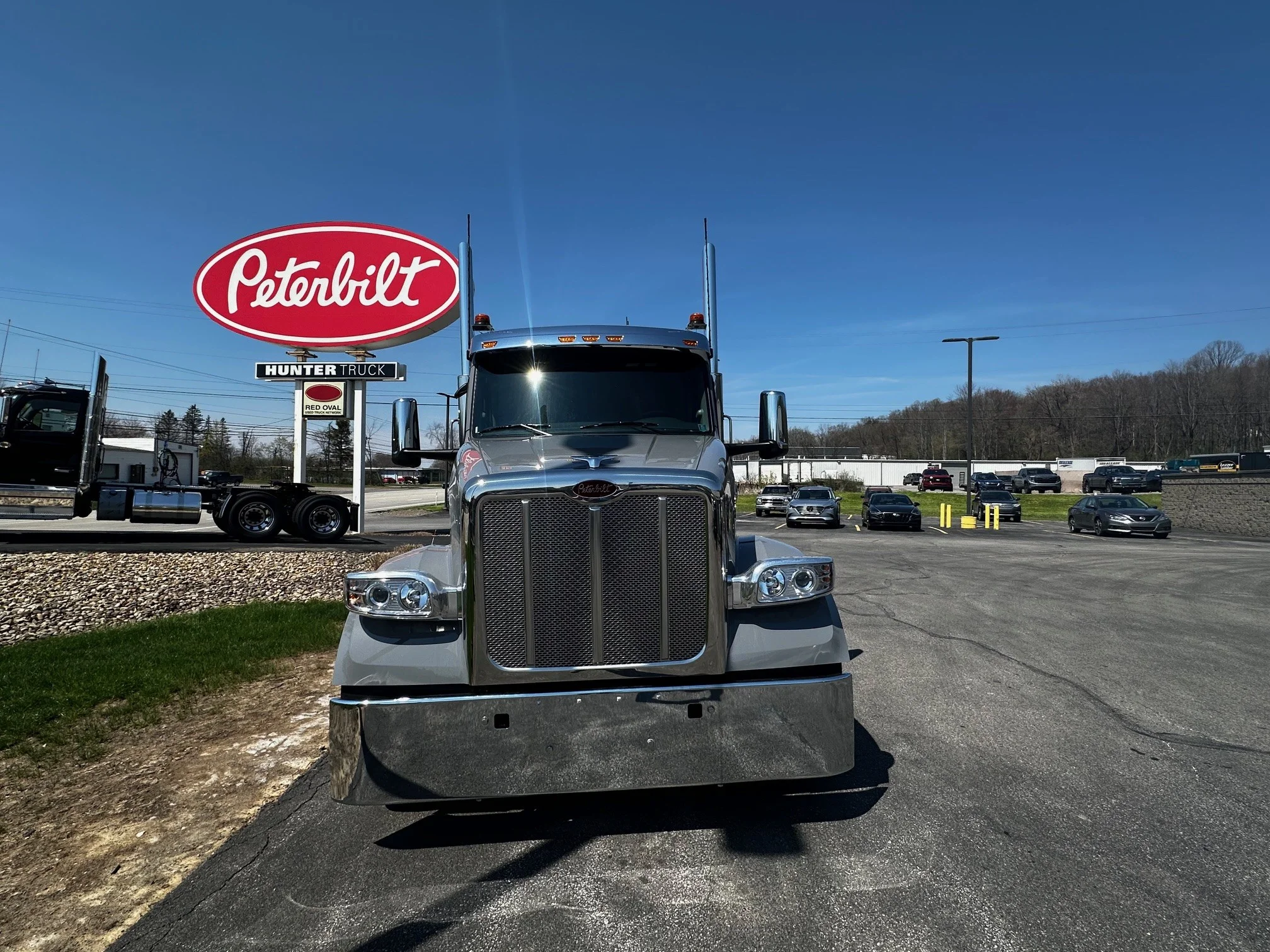 2027 Peterbilt 567 - image 10
