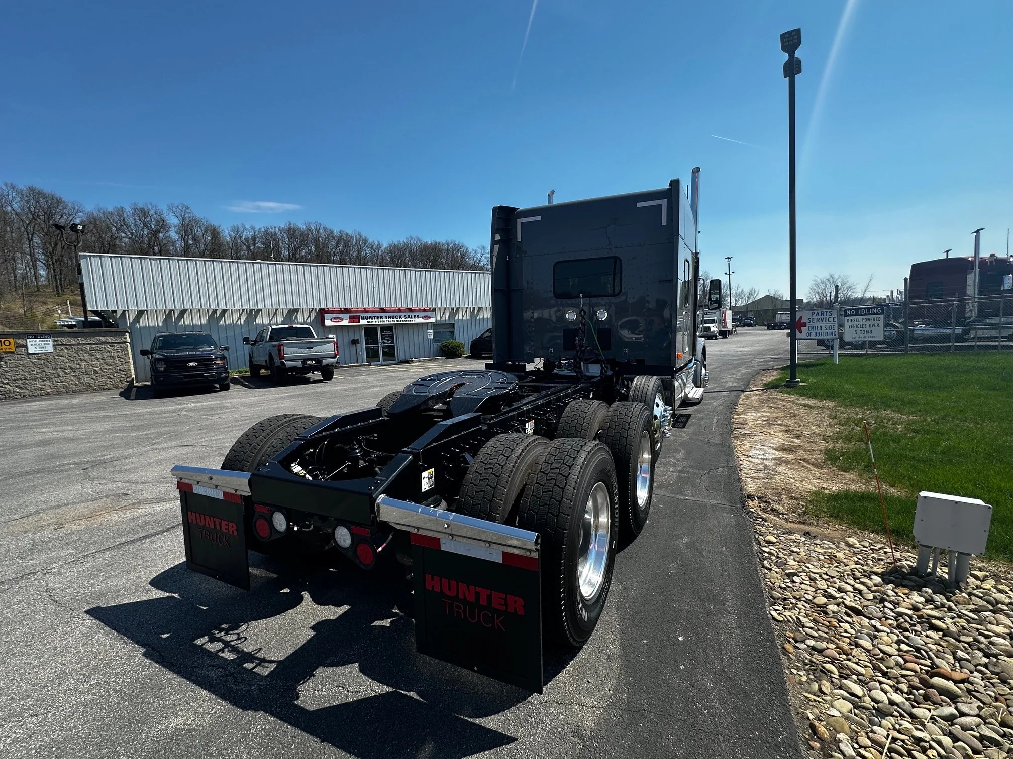 2027 Peterbilt 567 in Butler, PA — photo 13