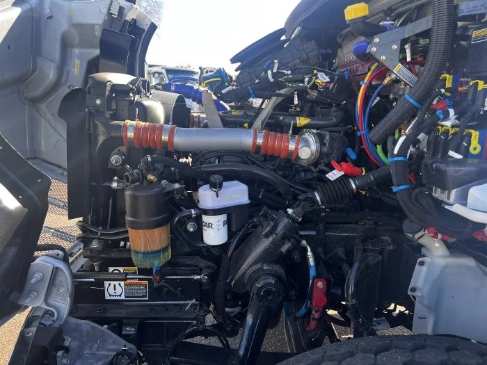 2026 Peterbilt 548 - image 17