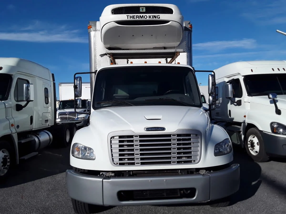 2020 Freightliner M2 106 - image 2