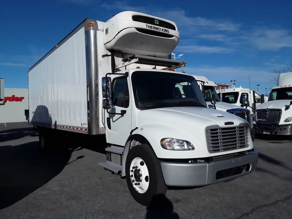2020 Freightliner M2 106 - image 3