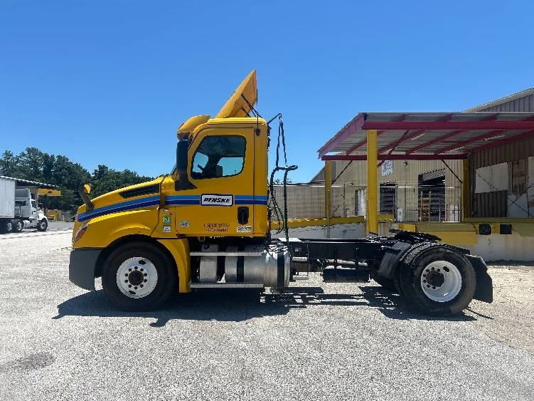 2020 Freightliner Cascadia in Dothan, AL — photo 4