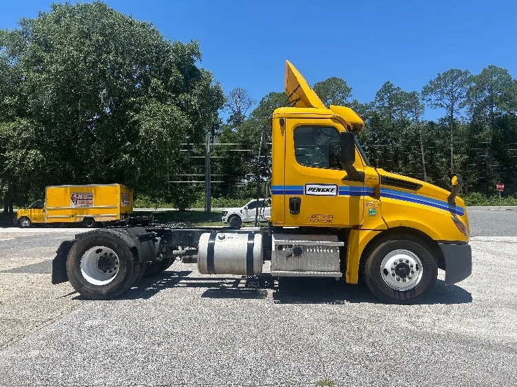 2020 Freightliner Cascadia in Dothan, AL — photo 8