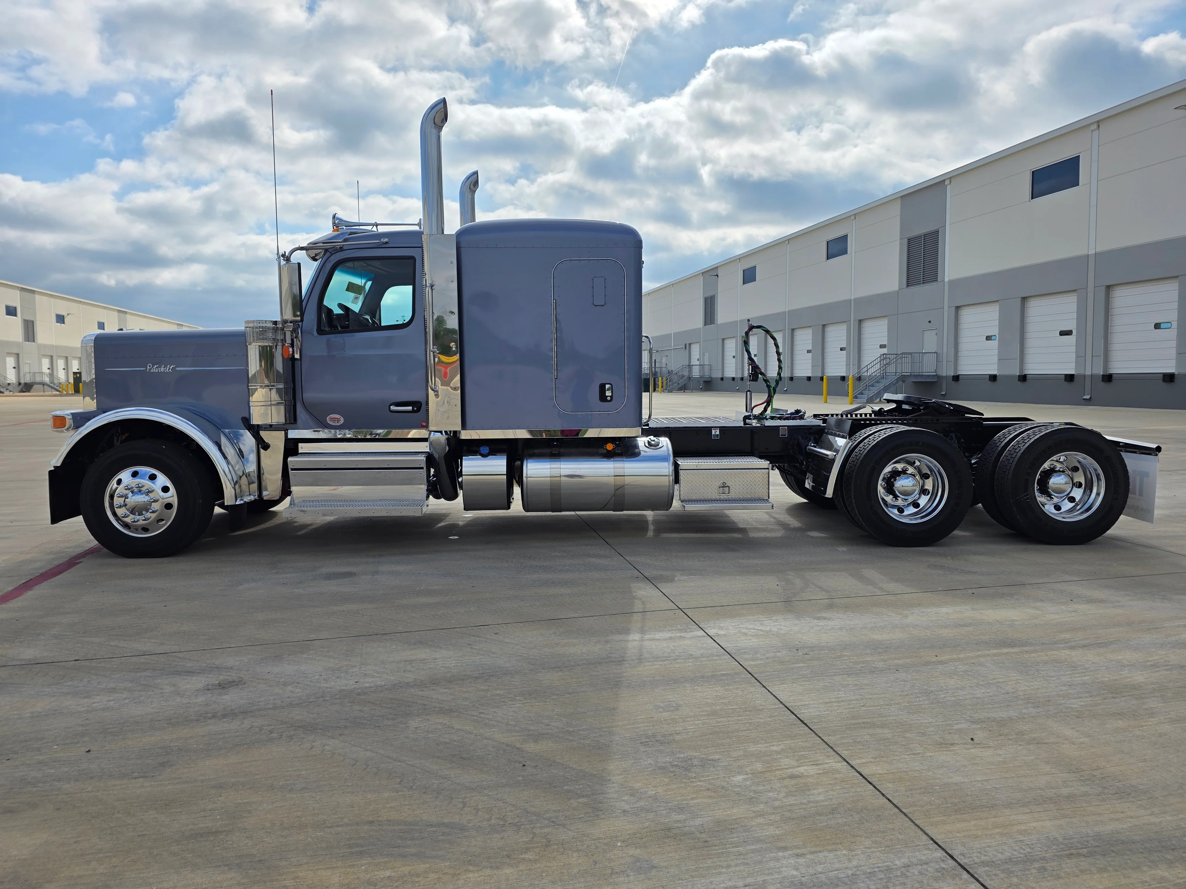 2027 Peterbilt 589 in Greensboro, NC — photo 2