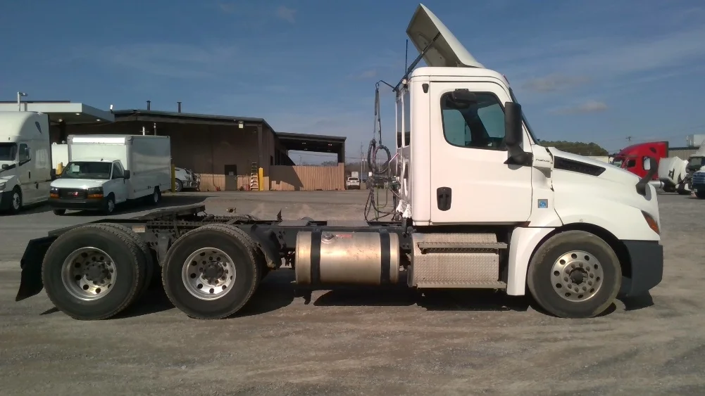 2020 Freightliner Cascadia in Boaz, AL — photo 8