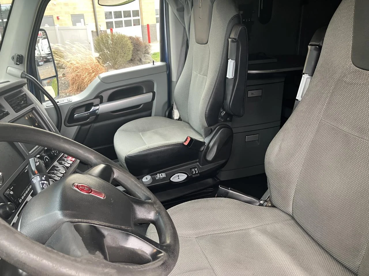 2021 Kenworth T680 in Spokane, WA — photo 8