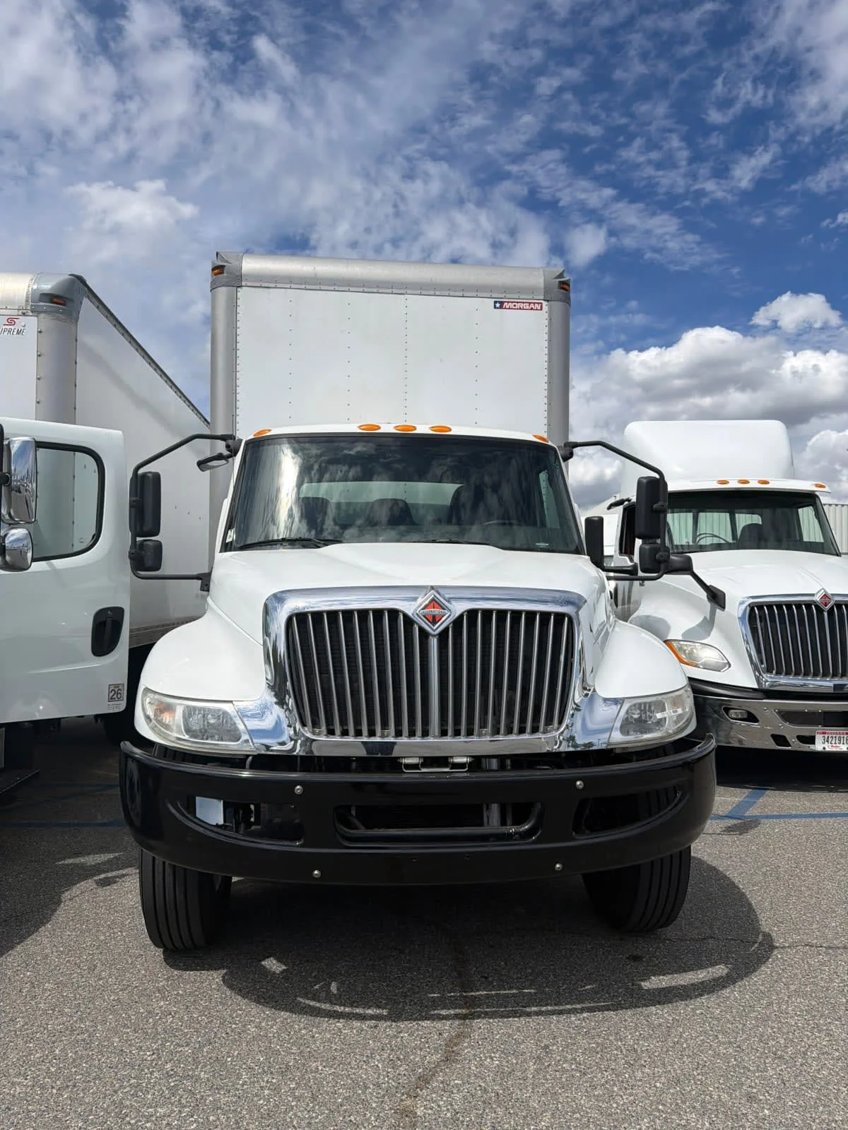 2020 International MV - image 2