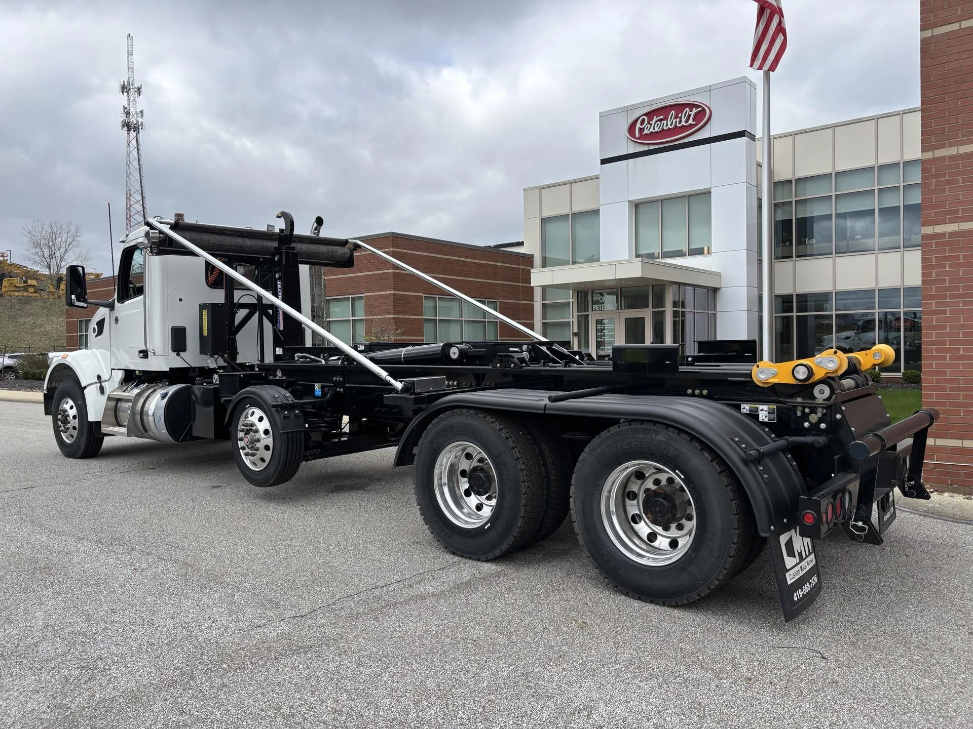 2025 Peterbilt 567 in Broadview Hts, OH — photo 5