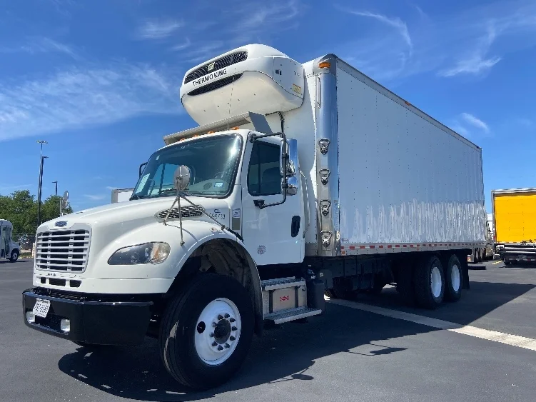 2022 Freightliner M2 106 - image 3