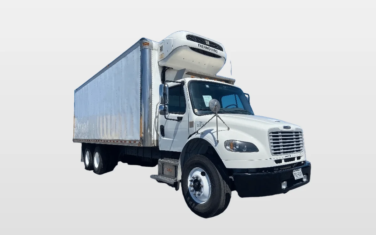 2022 Freightliner M2 106 - image 1