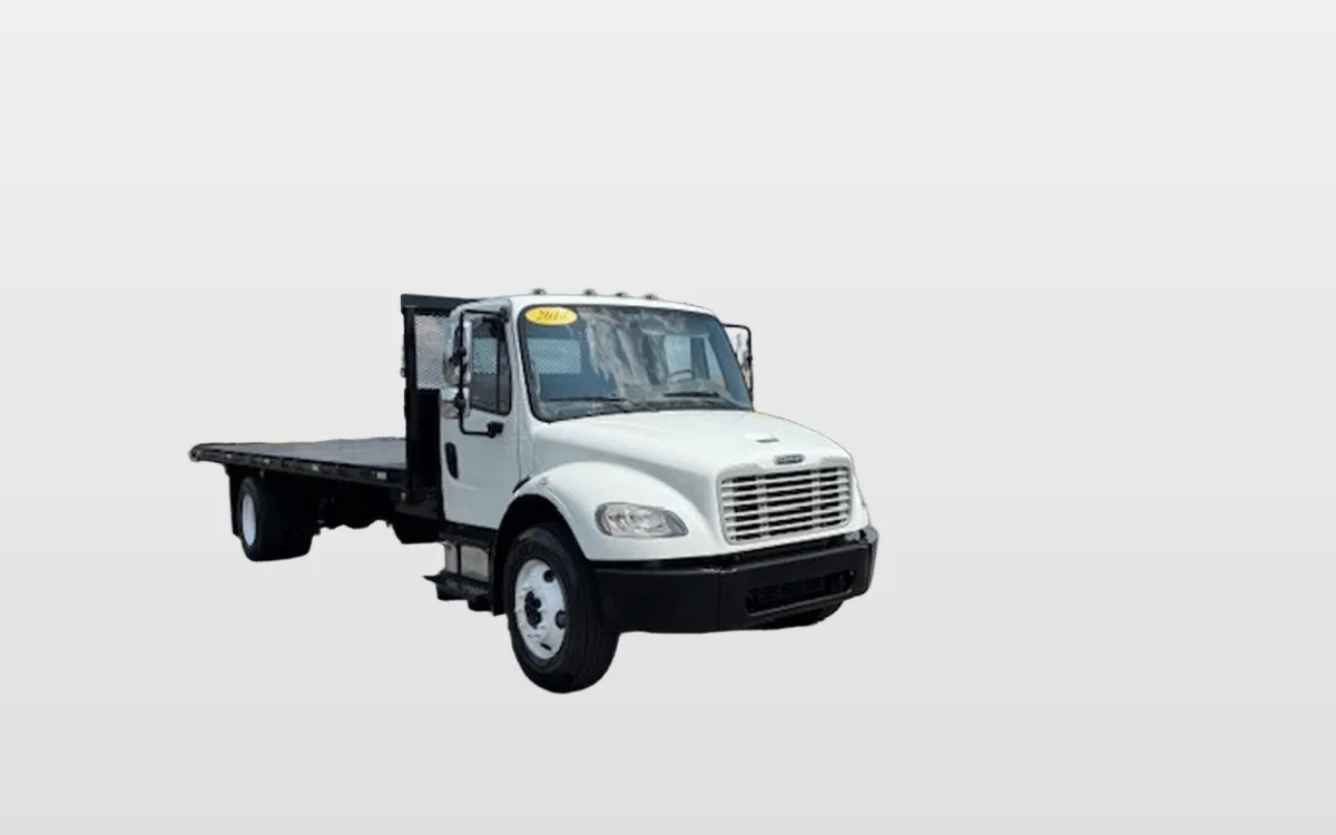 2018 Freightliner M2 106 - image 1
