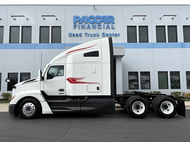 2023 Kenworth T680 in Salt Lake City, UT — photo 6