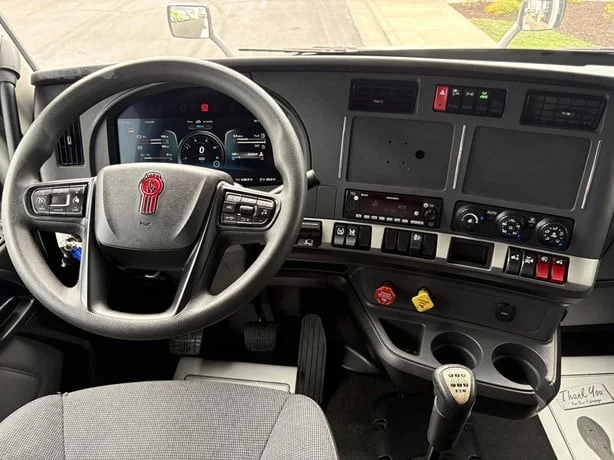 2023 Kenworth T680 in Salt Lake City, UT — photo 10