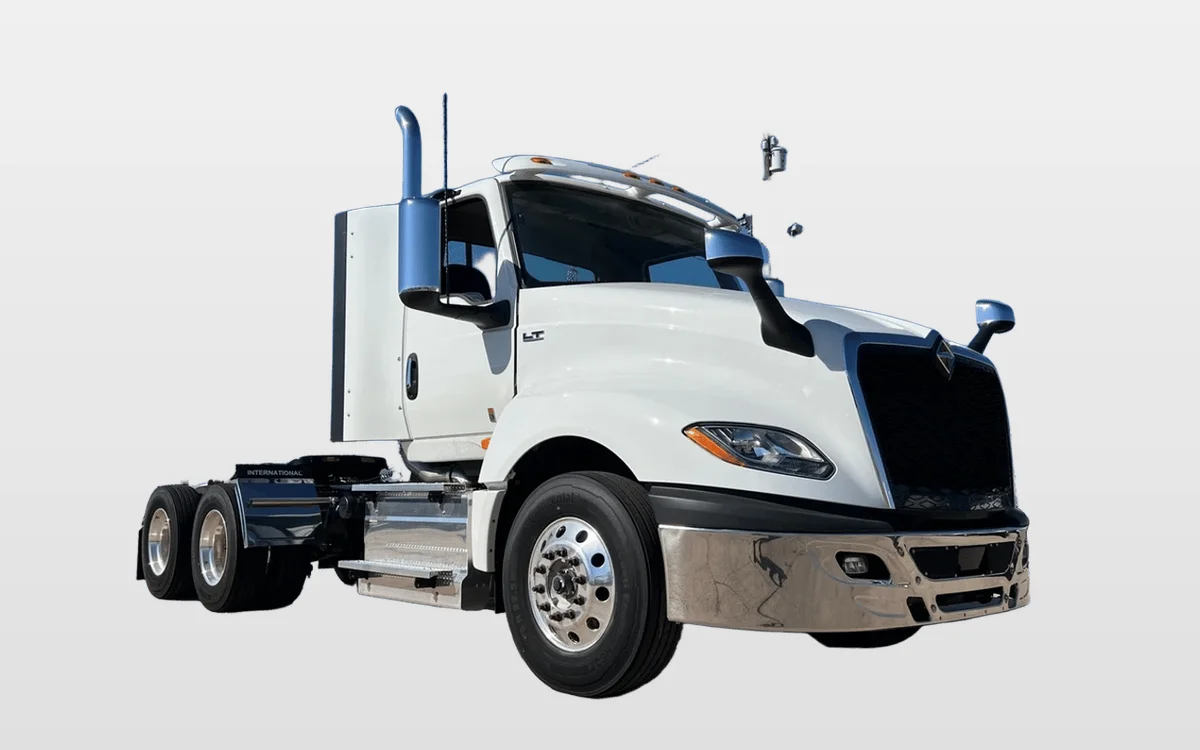2025 International LT - image 1