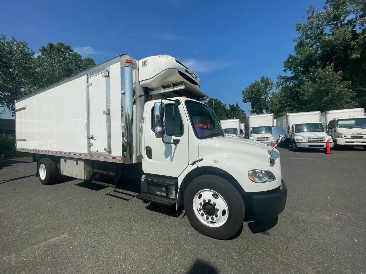 2020 Freightliner M2 106 in Newark, NJ — photo 3