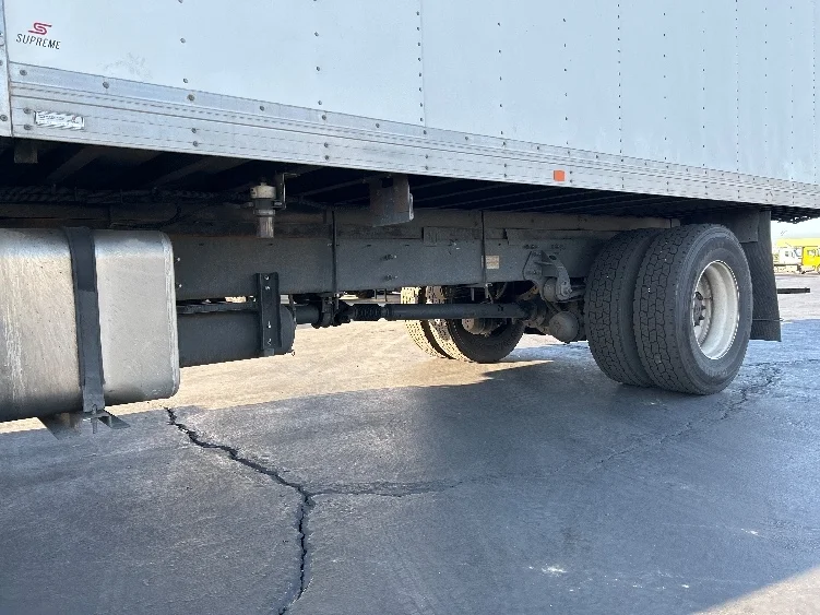 2020 Hino 268 in Torrance, CA — photo 5