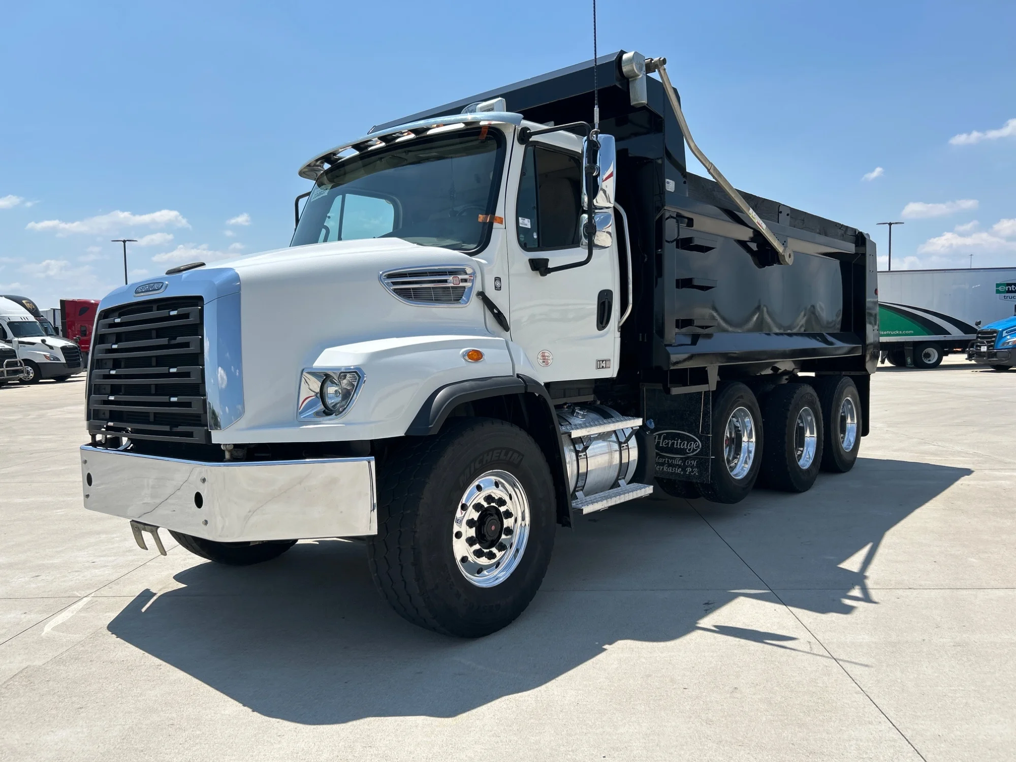 2022 Freightliner 114SD
