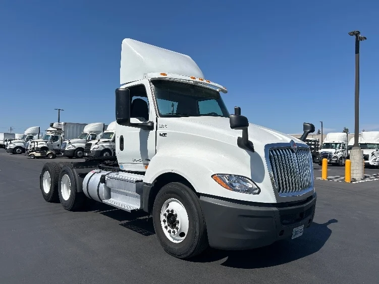 2019 International LT in Stockton, CA