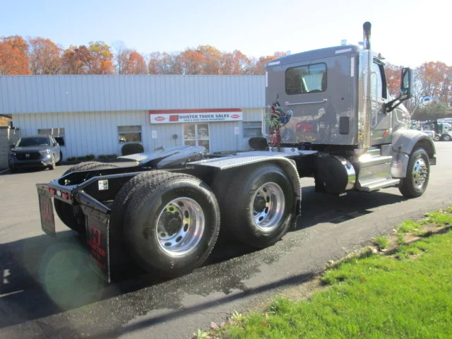 2020 Peterbilt 567 - image 5