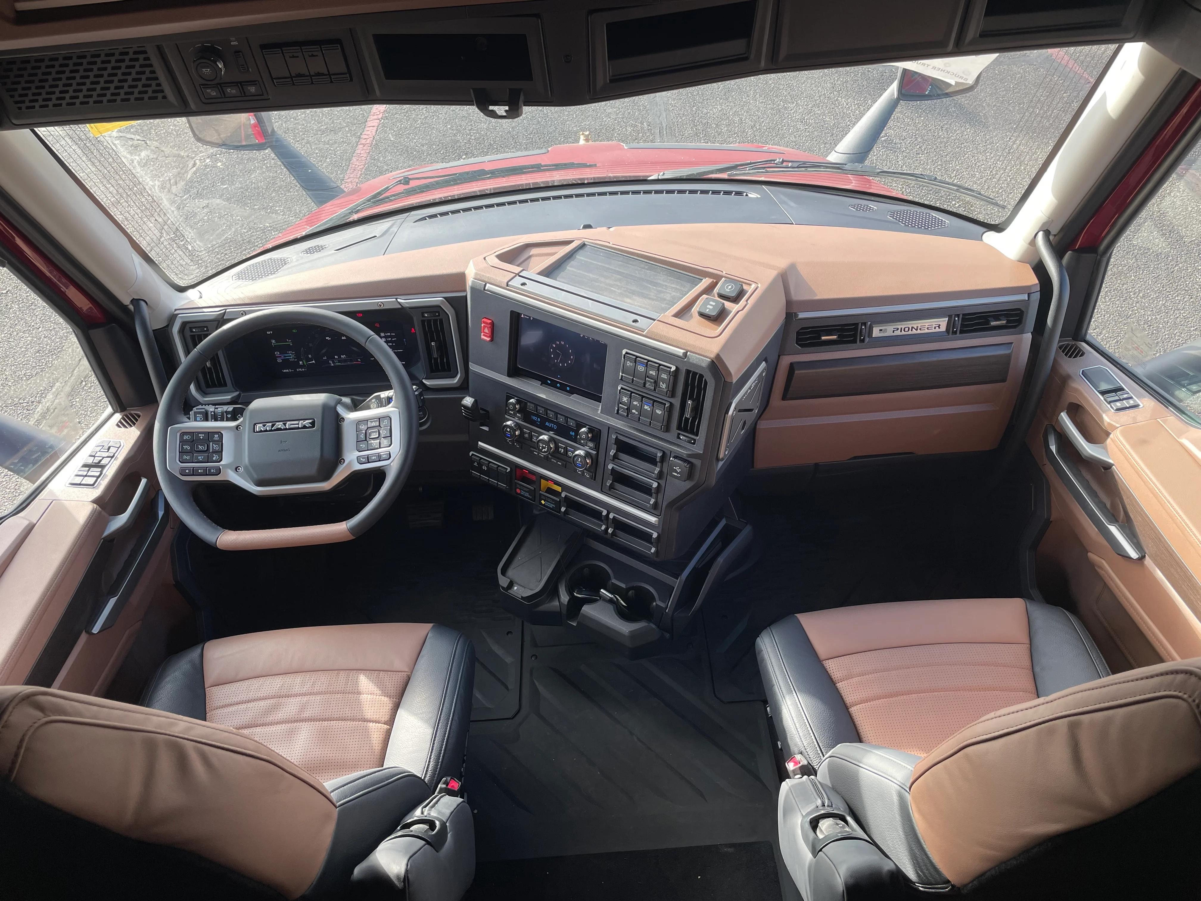 2026 Mack Pioneer in Amarillo, TX — photo 17