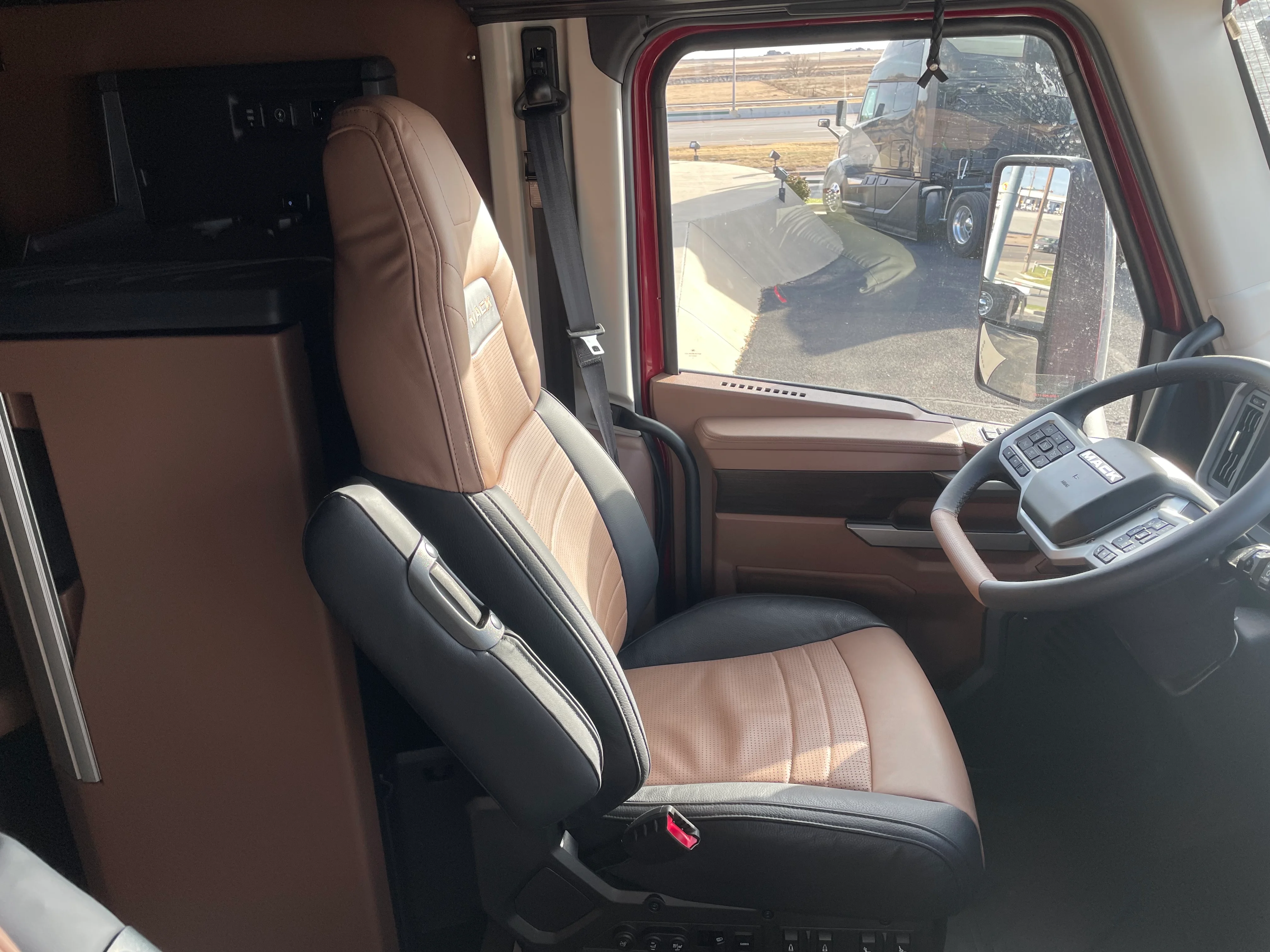 2026 Mack Pioneer in Amarillo, TX — photo 12