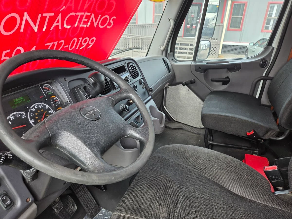 2019 Freightliner M2 106 in St. Rose, LA — photo 7