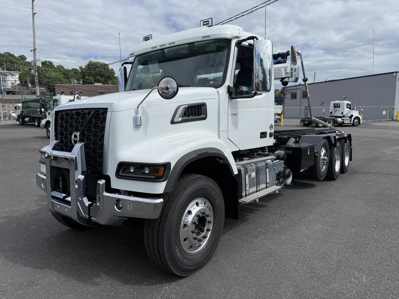 2027 Volvo VHD 300