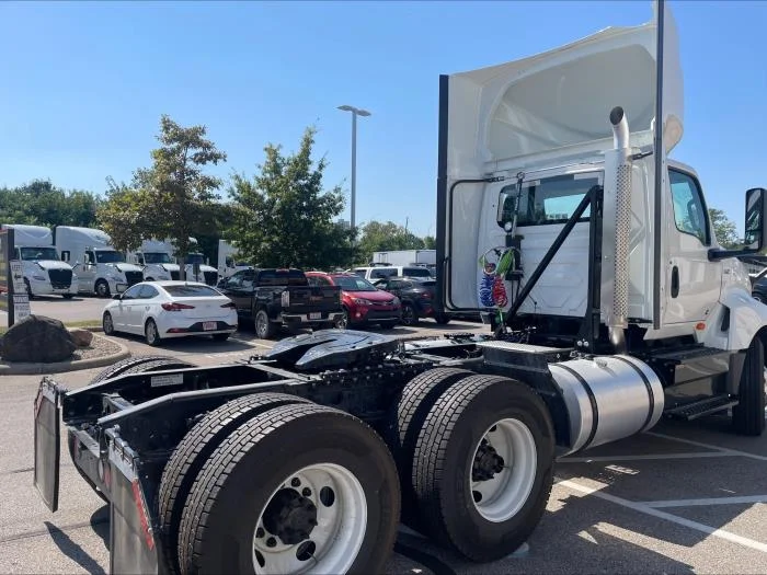 2026 International LT - image 9